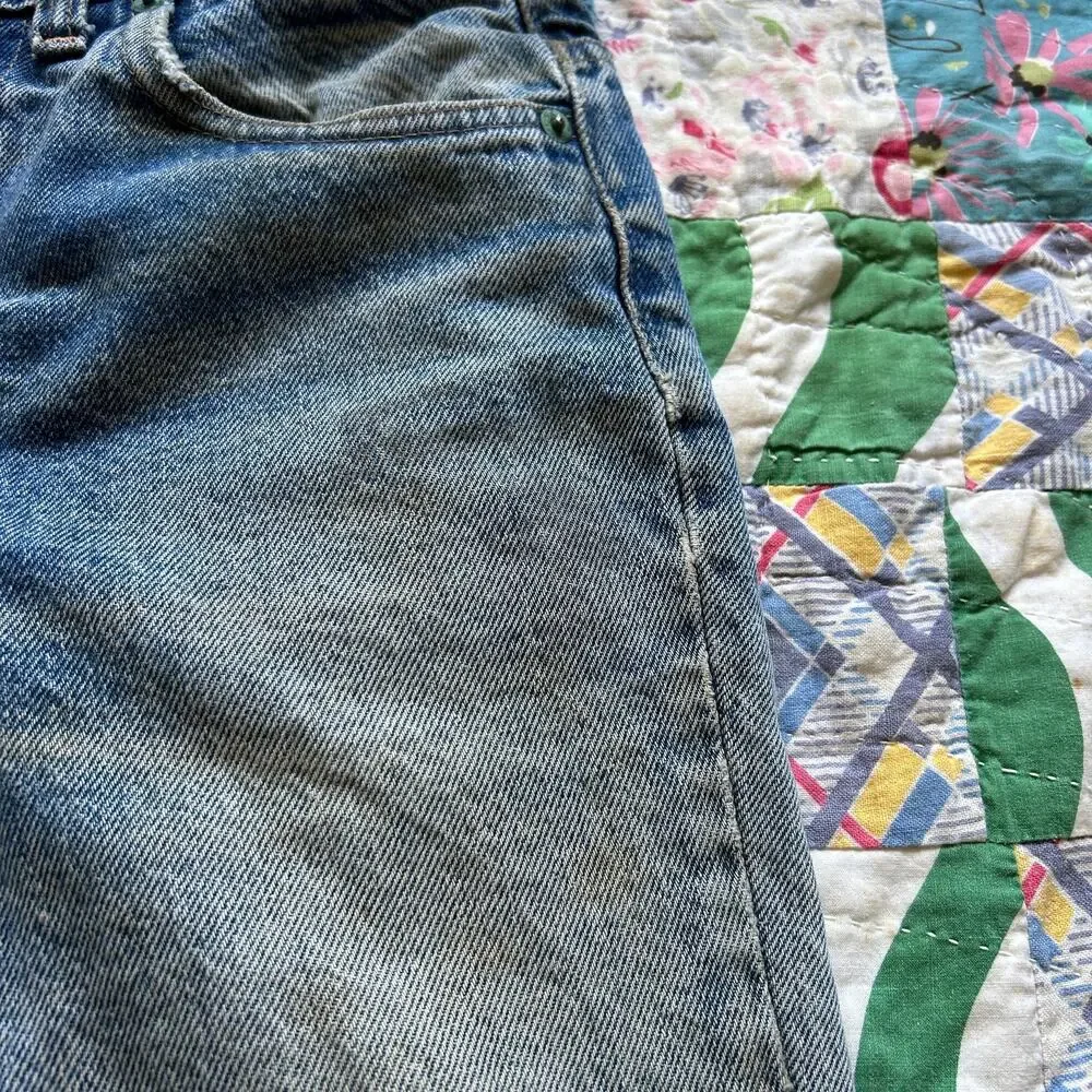 Vintage 70s Levi's 517 Red Tab Whisker Fade Flared Bootcut Jeans USA 28 x 33